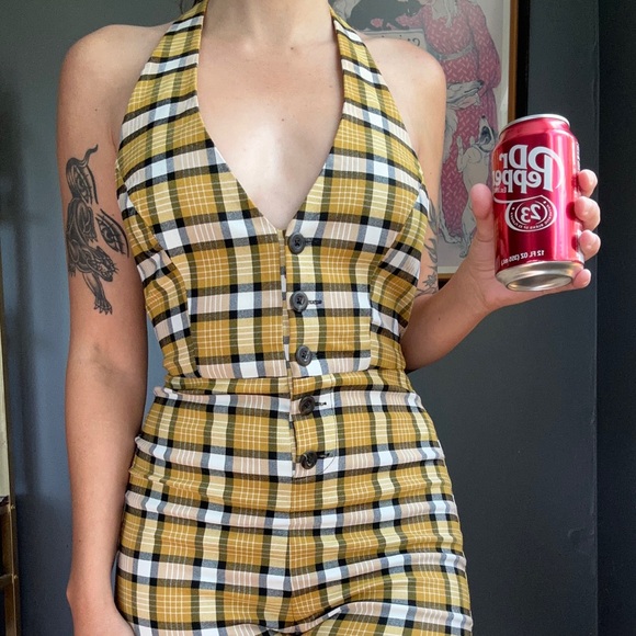 Urban Outfitters size small yellow plaid 70’s style jumpsuit with halter top - Picture 5 of 7
